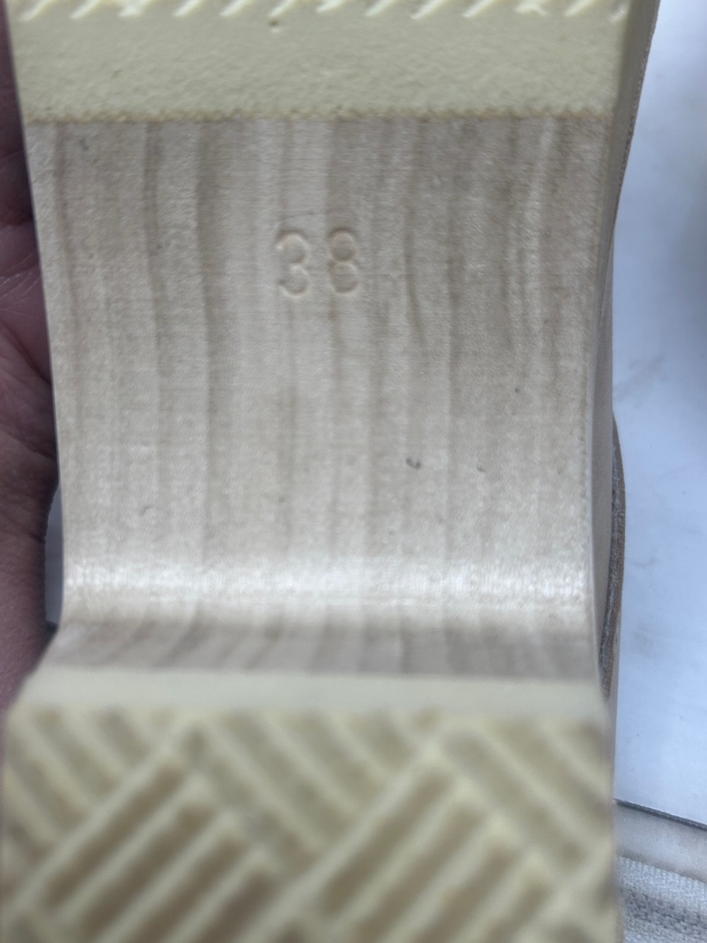 NO.6 old school mid heel clog in bone sz 38 - Picture 10 of 11